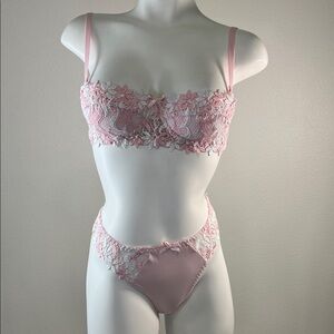 Ascension Floral Lace Pink and White Bra Set - UK 34 Bra and UK 12-14 Panty